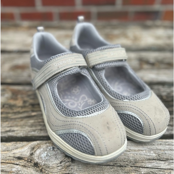 Skechers Shape-Ups Mary Jane Leather & Synthetic Strap Sneakers Shoes Size 8.5 - Picture 7 of 11